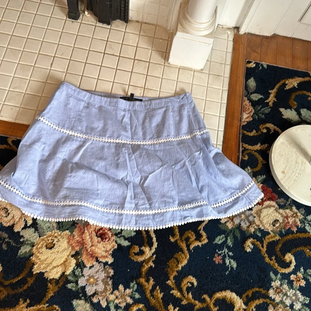 White House Black chambray A-Line‎ Mini Skirt- worn twice